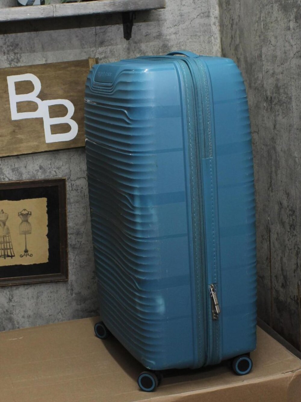 Delsey Paris Dune Hardside Spinner Suitcase Luggage Teal Blue 31" Large Check In - Picture 4 of 12